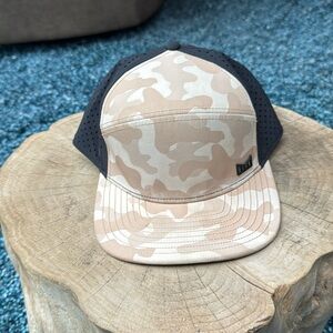 Men’s trenches melin hat. 60cm. Khaki camo and black.